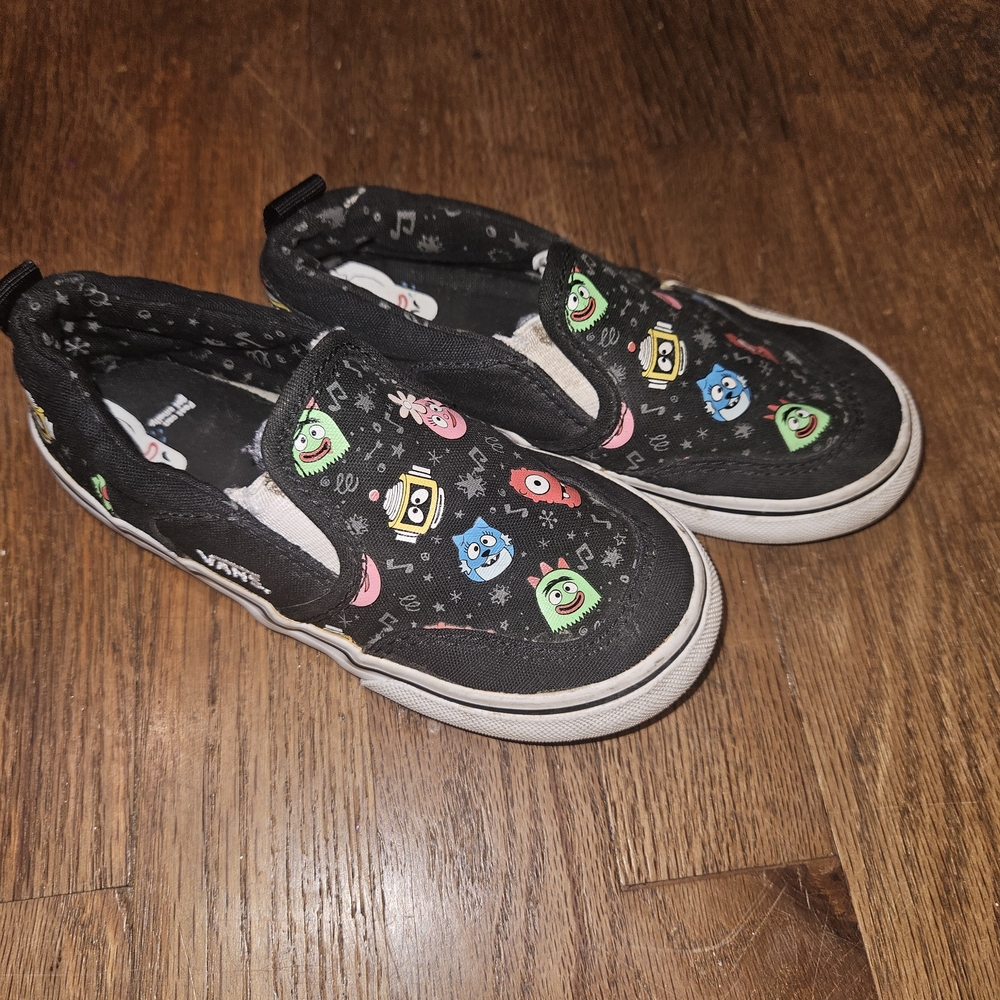 RARE - Vans Kids Yo Gabba Gabba Slip-On Sneakers, Size 10 Toddler